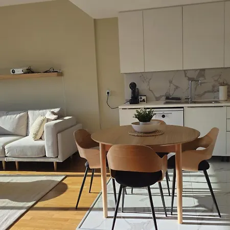 Diamond Residences - Cozy Luxury & Minimalist Charm *